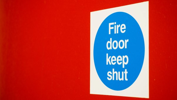 Image of a fire door keep shut sticker