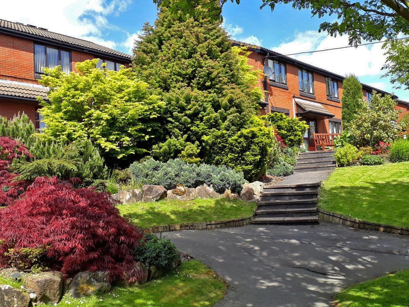 Madison Gardens Tunstall