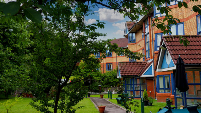 Bradeley Village Garden (4)