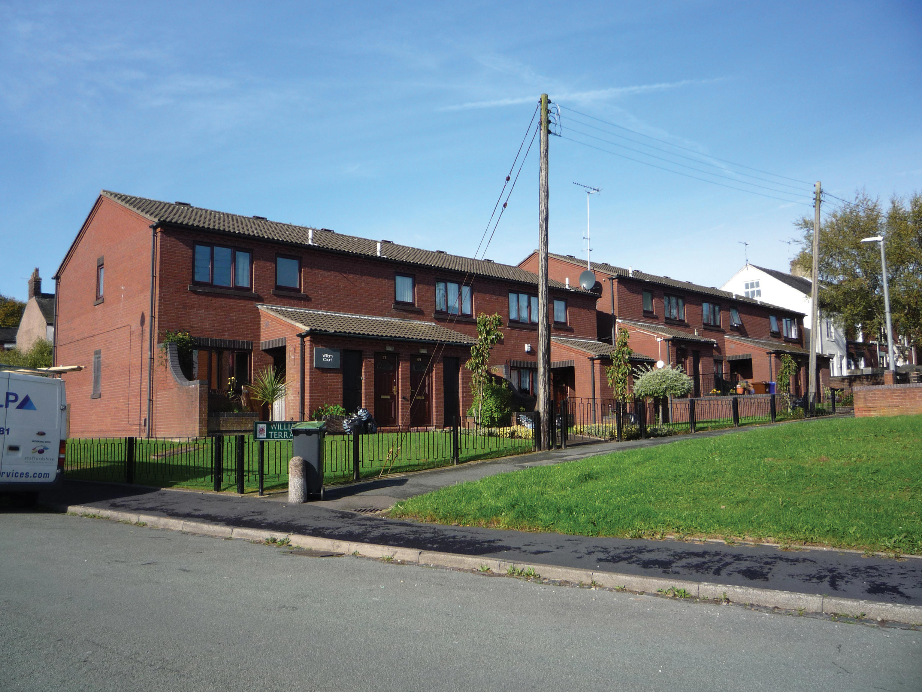 William Court External